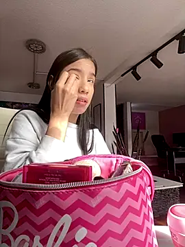 Snapshot of Praga_Pink chatting on 21, 11, 2025 Praga Pink online show from 21, 11, 2025