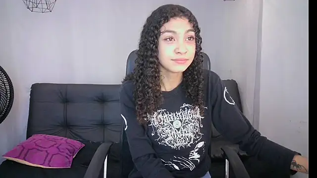 Snapshot of Aurora_ath chatting on 1, 3, 2025 Aurora ath online show from 1, 3, 2025