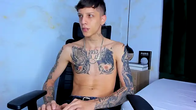 Snapshot of Adam_hard_ chatting on 21, 1, 2025 Adam hard  online show from 21, 1, 2025