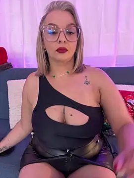 Snapshot of Aligoldbottom chatting on 3, 1, 2025 Aligoldbottom online show from 3, 1, 2025