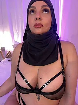 Snapshot of Aligoldbottom chatting on 16, 3, 2025 Aligoldbottom online show from 16, 3, 2025