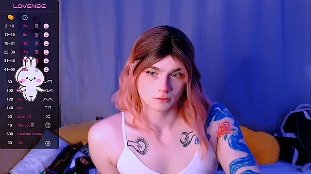 Alice Hells online show from 2, 11, 2025