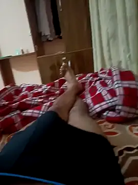 Snapshot of RRahullove69 chatting on 13, 10, 2025 RRahullove69 online show from 13, 10, 2025