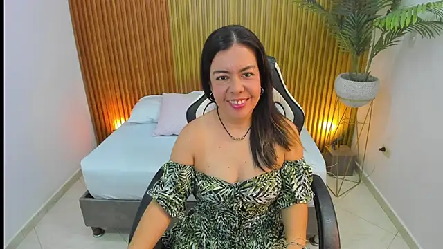 Snapshot of nahia_13 chatting on 18, 2, 2025 nahia 13 online show from 18, 2, 2025