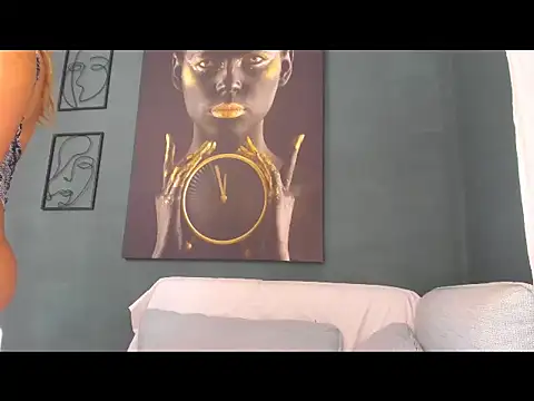 Snapshot of kriztaljessika chatting on 20, 11, 2025 kriztaljessika online show from 20, 11, 2025