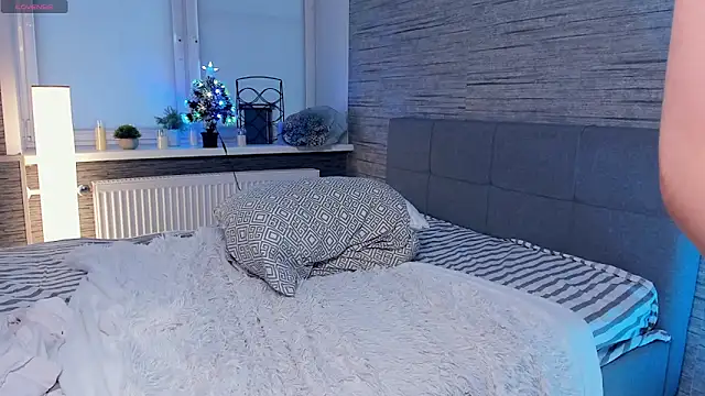 Snapshot of MerylHedley chatting on 12, 1, 2025 MerylHedley online show from 12, 1, 2025