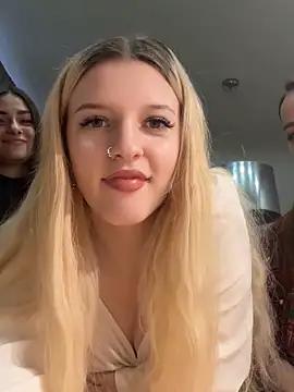 Snapshot of ShySonya chatting on 9, 2, 2025 ShySonya online show from 9, 2, 2025