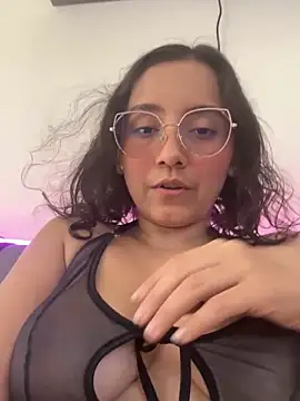 Snapshot of Kay_LustyWife chatting on 8, 3, 2025 Kay LustyWife online show from 8, 3, 2025