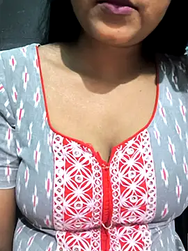 Snapshot of NEETU-89 chatting on 24, 9, 2025 NEETU-89 online show from 24, 9, 2025