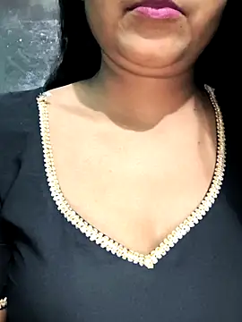 Snapshot of NEETU-89 chatting on 20, 10, 2025 NEETU-89 online show from 20, 10, 2025