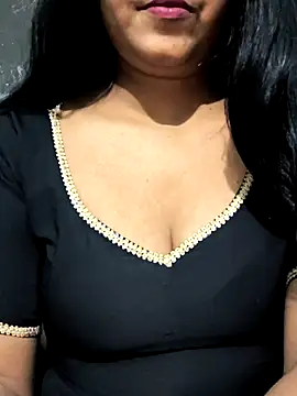 Snapshot of NEETU-89 chatting on 29, 11, 2025 NEETU-89 online show from 29, 11, 2025