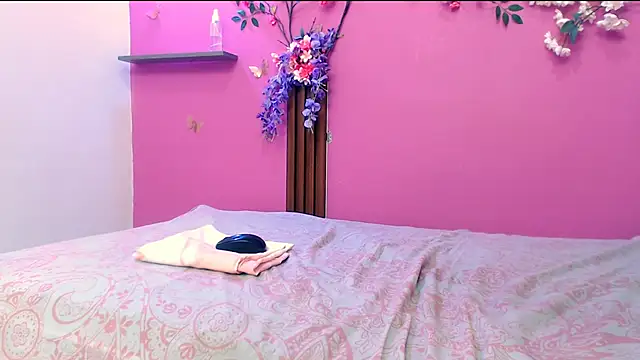 Snapshot of analdeepalejandra18 chatting on 29, 9, 2025 analdeepalejandra18 online show from 29, 9, 2025