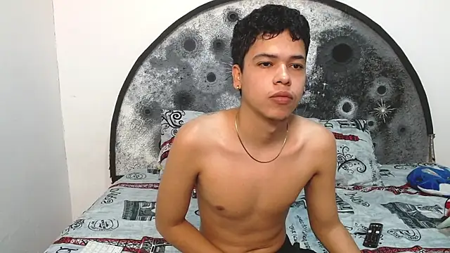 Snapshot of Gary-and-kathy chatting on 8, 3, 2025 Gary-and-kathy online show from 8, 3, 2025