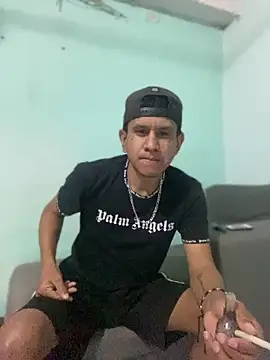 oiram27 online show from 10, 4, 2026