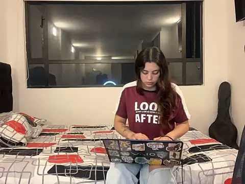 Snapshot of Scarlett_Jazmin chatting on 12, 2, 2025 Scarlett Jazmin online show from 12, 2, 2025