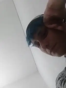 Snapshot of Luci_foxx chatting on 1, 10, 2025 Luci foxx online show from 1, 10, 2025