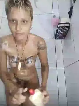 Luci foxx online show from 10, 3, 2026