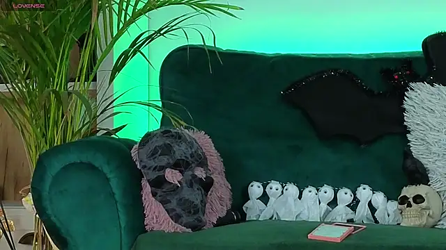 AveryWillow online show from 27, 10, 2025