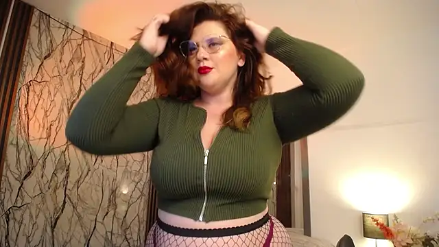 Snapshot of MartinaGuzmann chatting on 25, 9, 2025 MartinaGuzmann online show from 25, 9, 2025