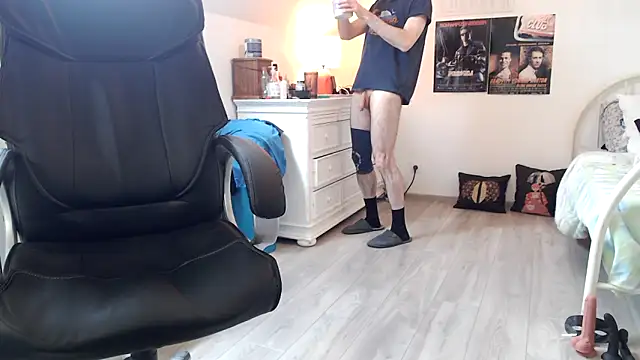 Snapshot of SteveStiffbone chatting on 15, 3, 2025 SteveStiffbone online show from 15, 3, 2025