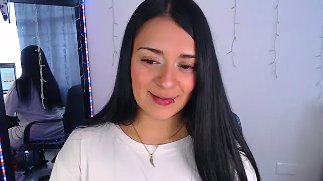 Snapshot of Samanta_james19 chatting on 8, 5, 2026 Samanta james19 online show from 8, 5, 2026