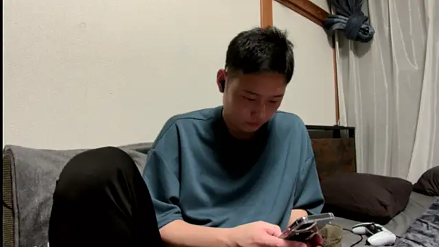 Snapshot of tuki_fu chatting on 28, 1, 2025 tuki fu online show from 28, 1, 2025