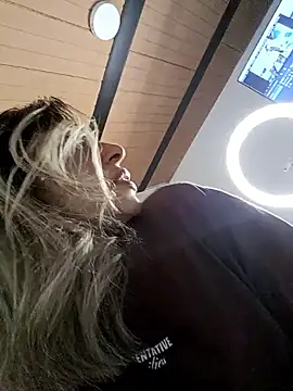 Karolgood3 online show from 16, 5, 2026