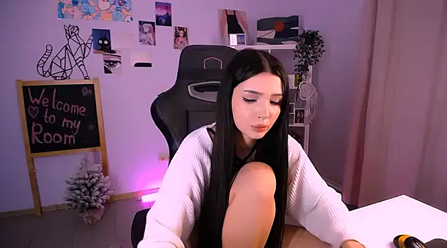 Snapshot of EmmaKeam chatting on 18, 12, 2024 EmmaKeam online show from 18, 12, 2024