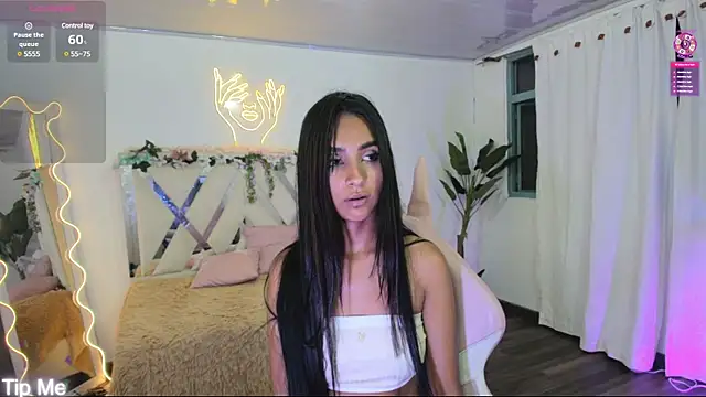 Snapshot of Jazmin_tay chatting on 10, 1, 2025 Jazmin tay online show from 10, 1, 2025