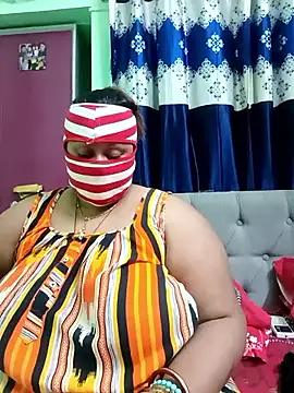 Snapshot of monaa chatting on 28, 4, 2026 monaa online show from 28, 4, 2026