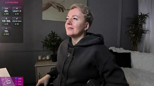 Nika Smit online show from 3, 3, 2025