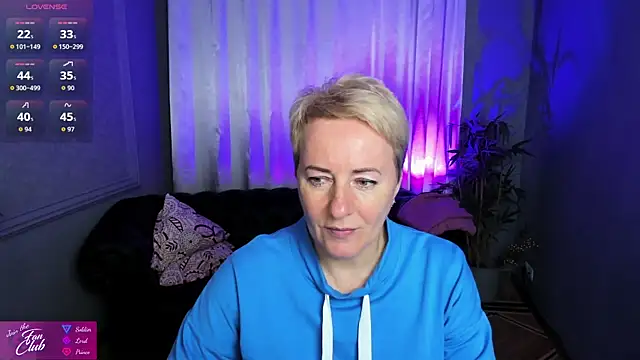 Nika Smit online show from 13, 9, 2025