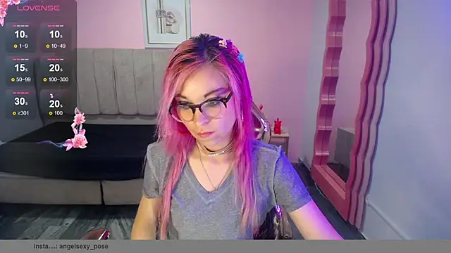 abril ch  online show from 25, 10, 2025