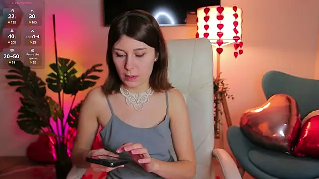 Snapshot of Hailey_Green chatting on 13, 2, 2025 Hailey Green online show from 13, 2, 2025