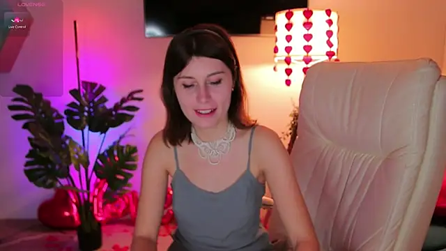 Snapshot of Hailey_Green chatting on 14, 2, 2025 Hailey Green online show from 14, 2, 2025