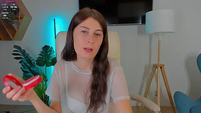 Snapshot of Hailey_Green chatting on 12, 9, 2025 Hailey Green online show from 12, 9, 2025