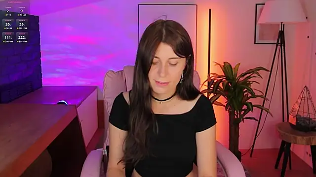 Snapshot of Hailey_Green chatting on 17, 9, 2025 Hailey Green online show from 17, 9, 2025