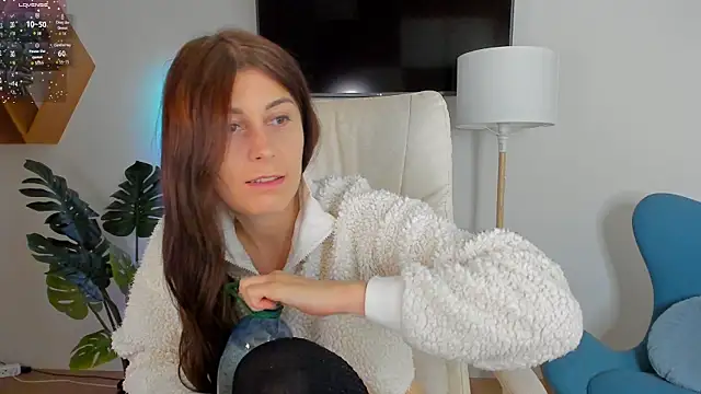 Snapshot of Hailey_Green chatting on 27, 9, 2025 Hailey Green online show from 27, 9, 2025