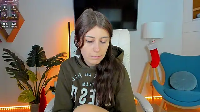 Hailey Green online show from 22, 12, 2025