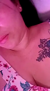 Snapshot of Domina0 chatting on 3, 3, 2025 Domina0 online show from 3, 3, 2025