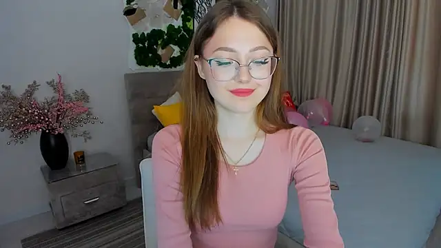 SereneFlame online show from 16, 2, 2025