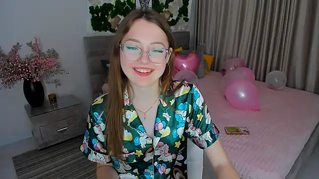 SereneFlame online show from 17, 2, 2025