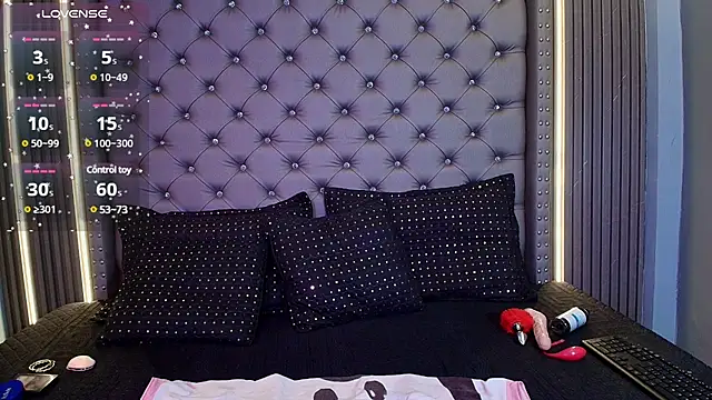 CAMILA JHONS online show from 4, 12, 2024