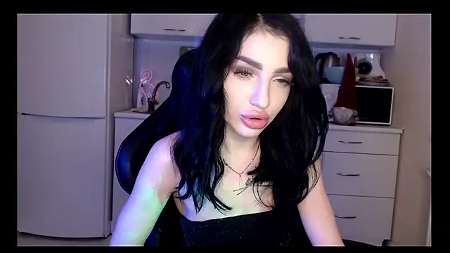 Snapshot of NancyLovee_ chatting on 7, 12, 2024 NancyLovee online show from 7, 12, 2024