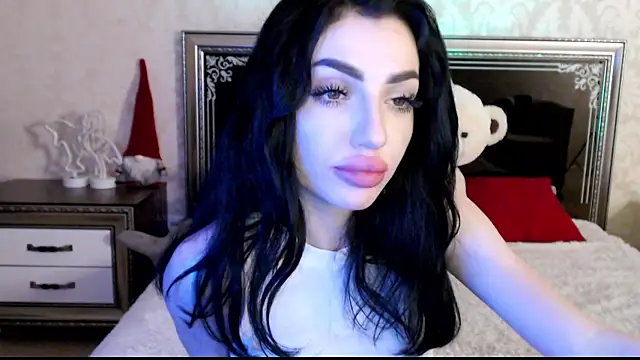 Snapshot of NancyLovee_ chatting on 2, 1, 2025 NancyLovee online show from 2, 1, 2025