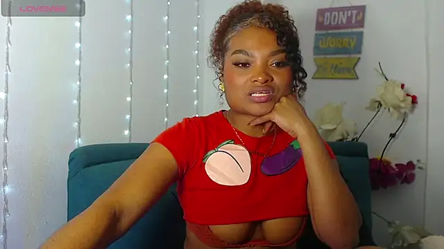 Snapshot of gianna_smith chatting on 19, 2, 2025 gianna smith online show from 19, 2, 2025