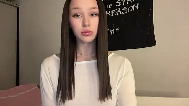 Snapshot of ur_molly chatting on 10, 11, 2025 ur molly online show from 10, 11, 2025