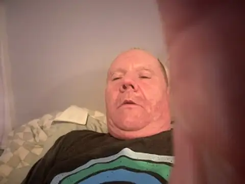 Snapshot of masterjerseyjoe chatting on 22, 11, 2025 masterjerseyjoe online show from 22, 11, 2025