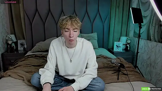 Snapshot of TrevorBenson chatting on 9, 10, 2025 TrevorBenson online show from 9, 10, 2025