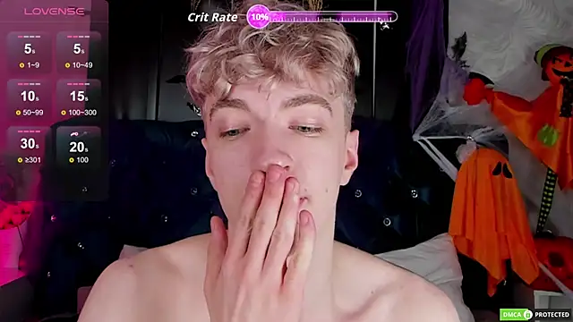 Snapshot of TrevorBenson chatting on 27, 10, 2025 TrevorBenson online show from 27, 10, 2025